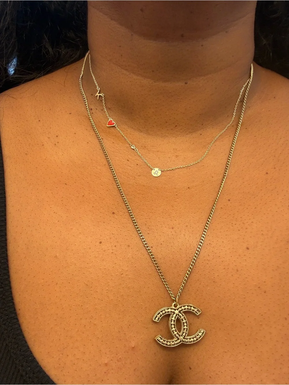 CHANEL Gold-Tone Interlaced CC Pendant Necklace